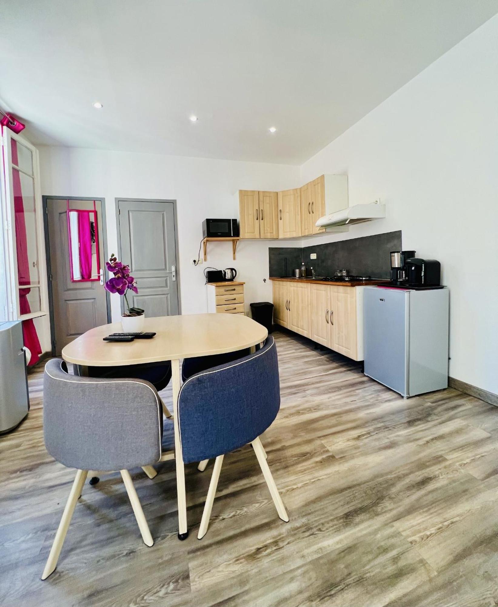 L'Ancienne Berlingotiere Appartement Pézenas Buitenkant foto